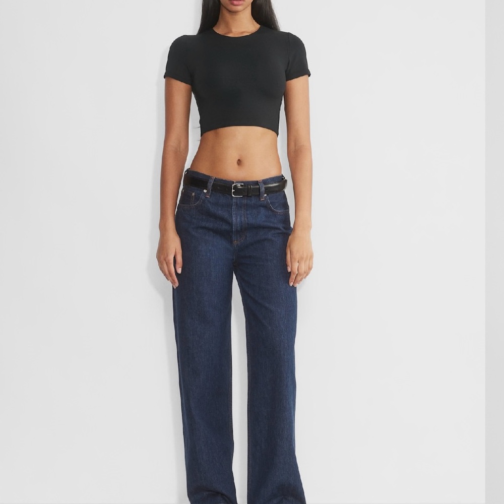 Aritzia Babaton | Contour Crew Cropped Tshirt